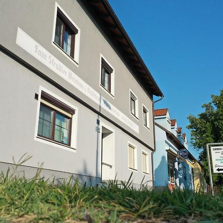Gaestehaus Und Weinbau Zur Wiederkehr Strudler Podersdorf am See Ngoại thất bức ảnh